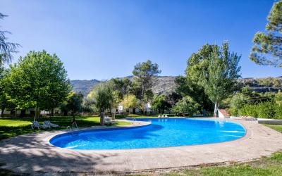 Complejo Turístico Los Enebros - Piscina
